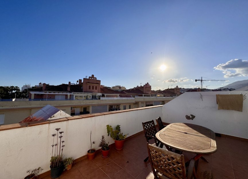 Resale - Apartment - Penthouse - Estepona - Estepona Centro