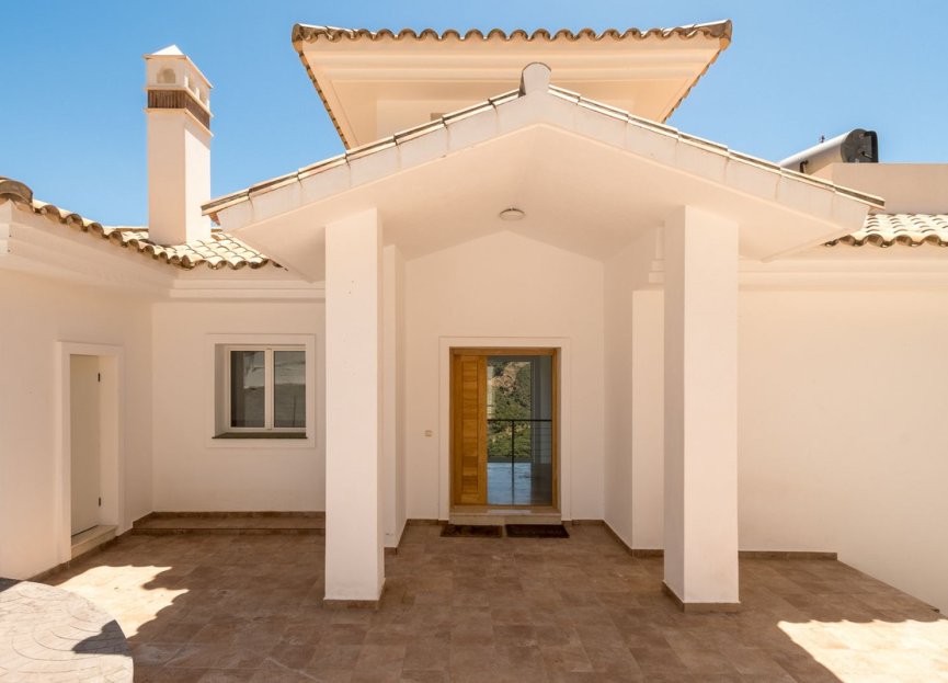 Resale - House - Detached Villa - Benahavís - Benahavís Centro