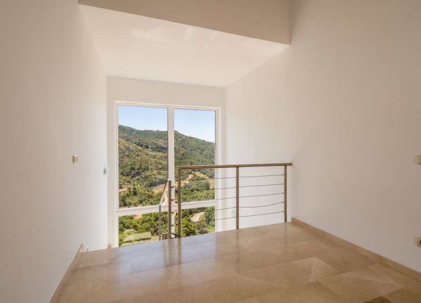 Resale - House - Detached Villa - Benahavís - Benahavís Centro