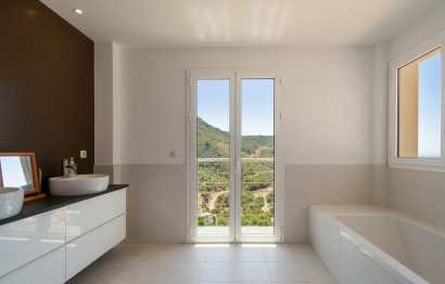 Resale - House - Detached Villa - Benahavís - Benahavís Centro