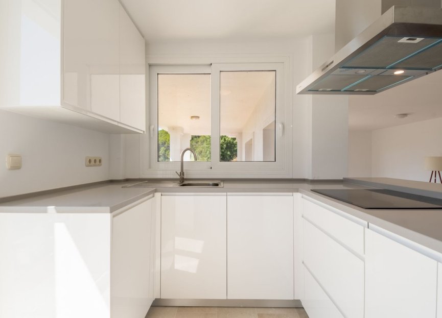 Resale - House - Detached Villa - Benahavís - Benahavís Centro