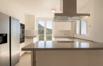 Resale - House - Detached Villa - Benahavís - Benahavís Centro