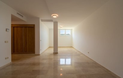 Resale - House - Detached Villa - Benahavís - Benahavís Centro