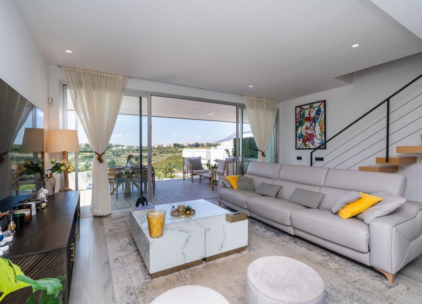 Resale - House - Townhouse - Estepona - Cancelada