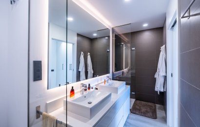 Resale - House - Townhouse - Estepona - Cancelada