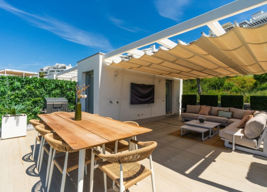 Resale - House - Townhouse - Estepona - Cancelada