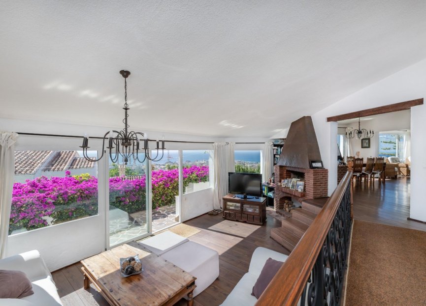 Resale - House - Detached Villa - Benalmádena - Benalmadena Centro