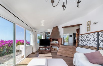 Resale - House - Detached Villa - Benalmádena - Benalmadena Centro