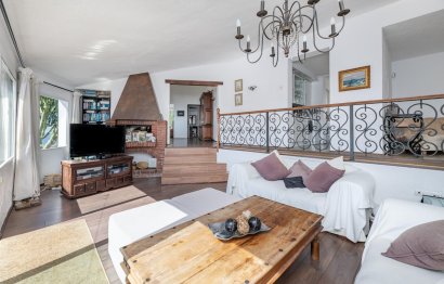 Resale - House - Detached Villa - Benalmádena - Benalmadena Centro