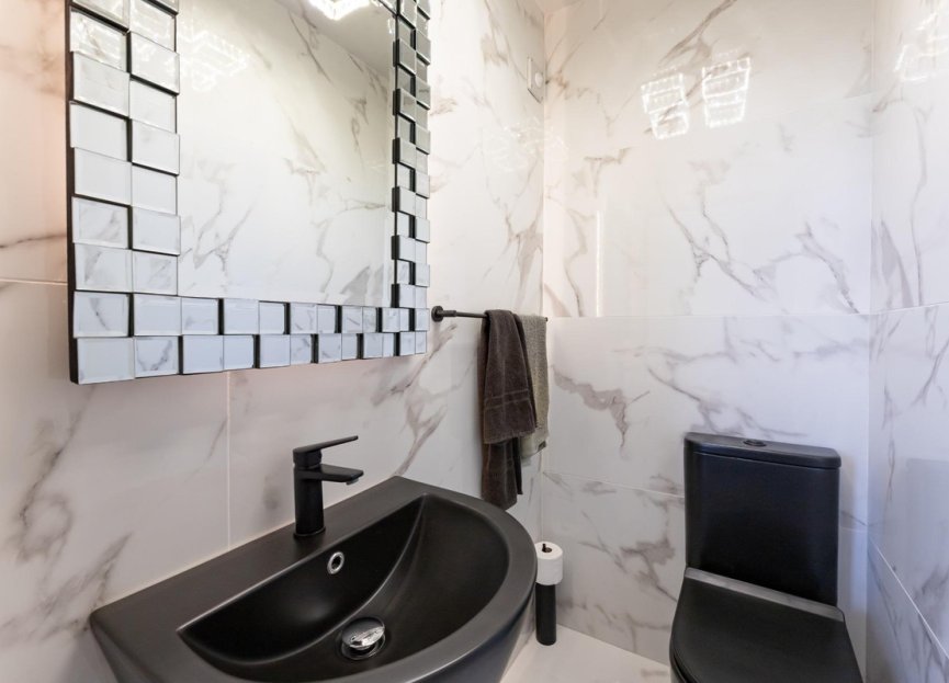 Resale - House - Detached Villa - Benalmádena - Benalmadena Centro