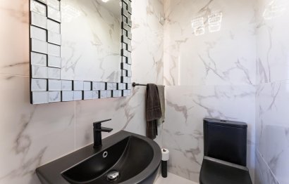 Resale - House - Detached Villa - Benalmádena - Benalmadena Centro