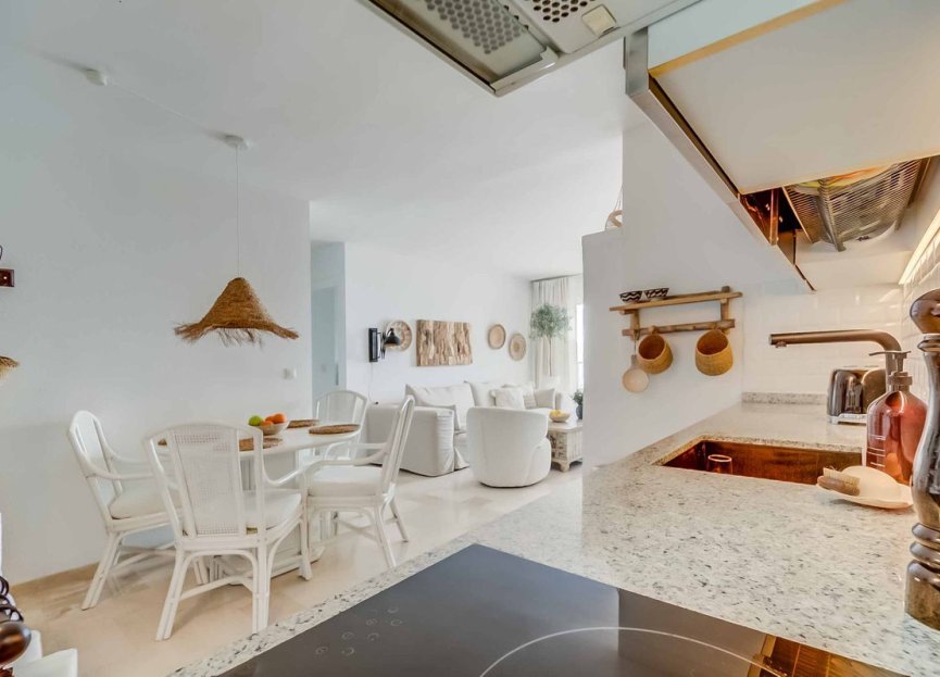 Resale - Apartment - Top Floor Apartment - Fuengirola - Fuengirola Centro