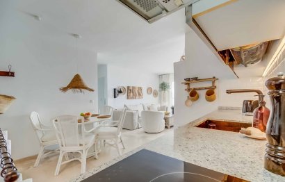 Resale - Apartment - Top Floor Apartment - Fuengirola - Fuengirola Centro