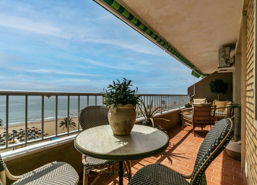 Resale - Apartment - Top Floor Apartment - Fuengirola - Fuengirola Centro