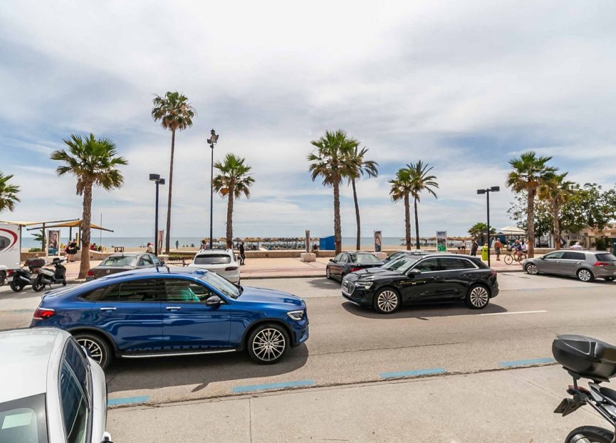 Resale - Apartment - Top Floor Apartment - Fuengirola - Fuengirola Centro