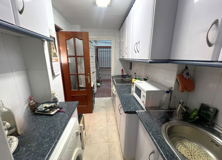 Resale - Apartment - Middle Floor Apartment - Fuengirola - Fuengirola Centro