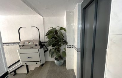 Resale - Apartment - Middle Floor Apartment - Fuengirola - Fuengirola Centro