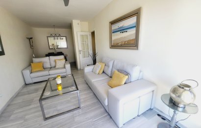 Resale - Apartment - Middle Floor Apartment - Mijas - La Cala De Mijas