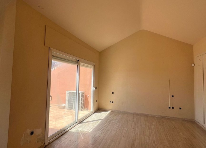 Resale - Apartment - Penthouse - Marbella - Puerto Banús