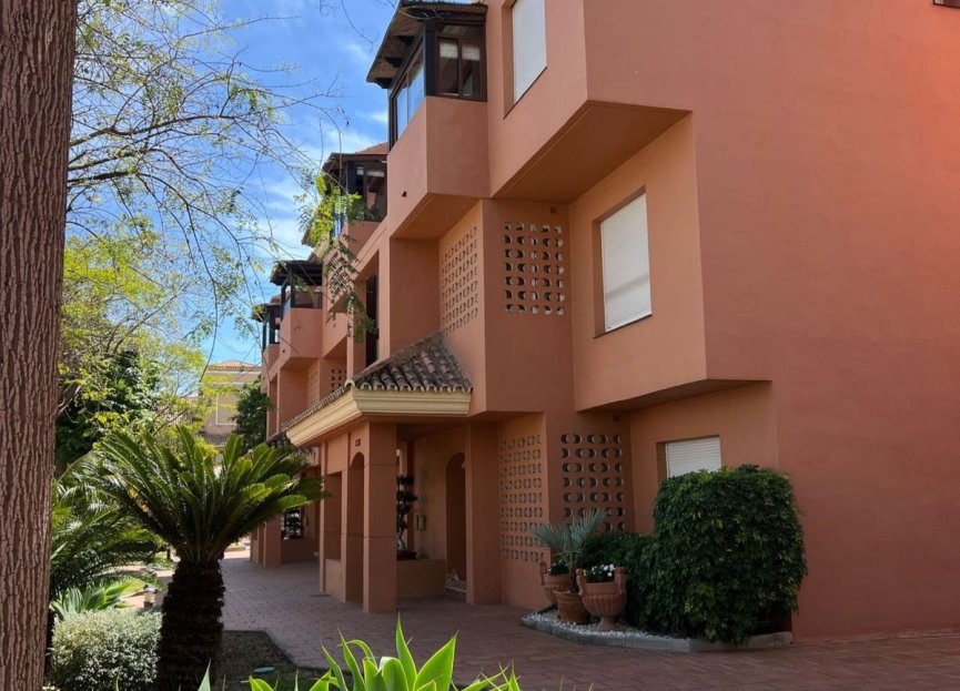 Resale - Apartment - Penthouse - Marbella - Puerto Banús