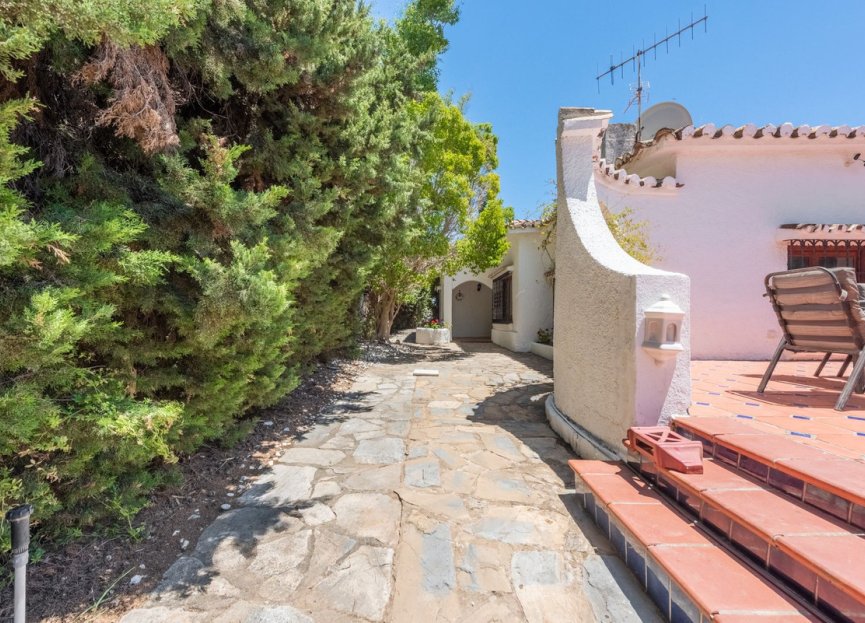 Resale - House - Detached Villa - Atalaya - Atalaya Centro