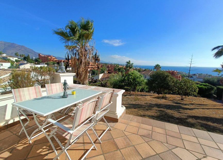 Resale - House - Detached Villa - Estepona - Estepona Centro