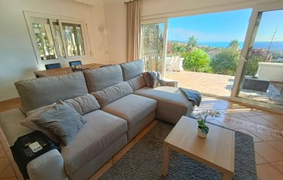 Resale - House - Detached Villa - Estepona - Estepona Centro