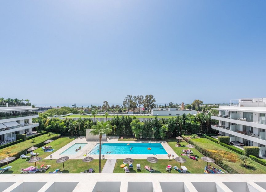 Resale - Apartment - Penthouse - Estepona - Bel Air