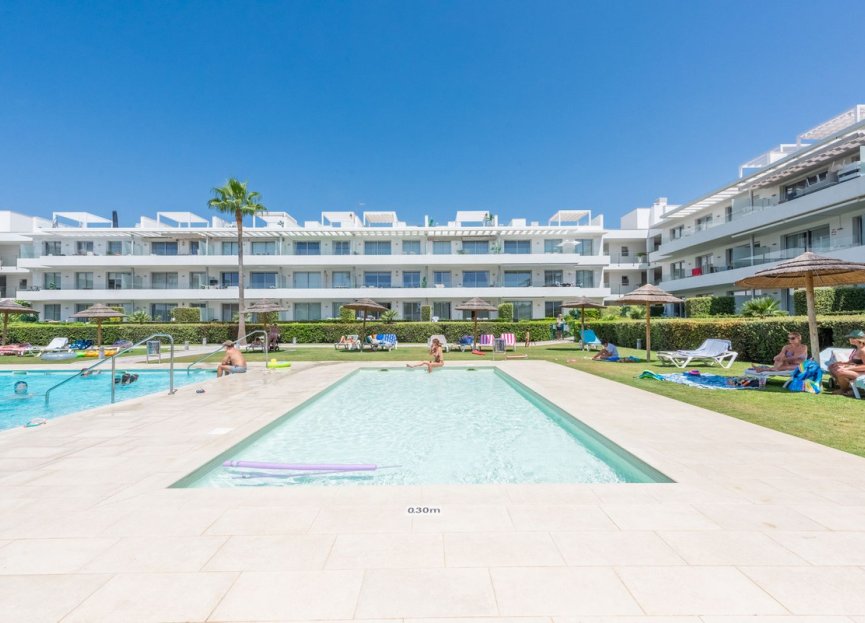 Resale - Apartment - Penthouse - Estepona - Bel Air