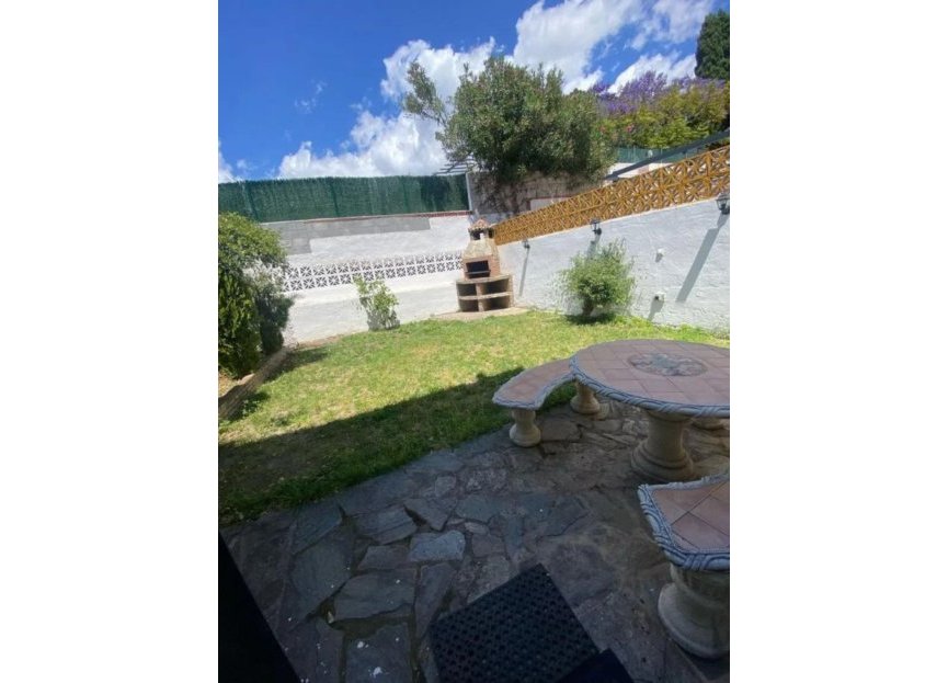 Resale - House - Semi-Detached House - Marbella - Marbella Centro