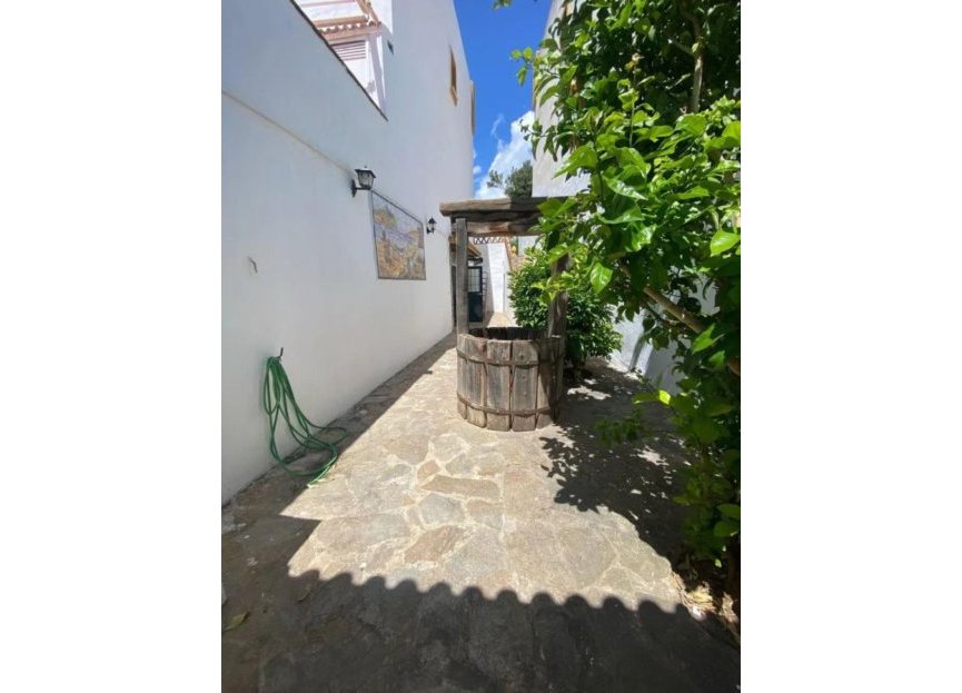 Resale - House - Semi-Detached House - Marbella - Marbella Centro