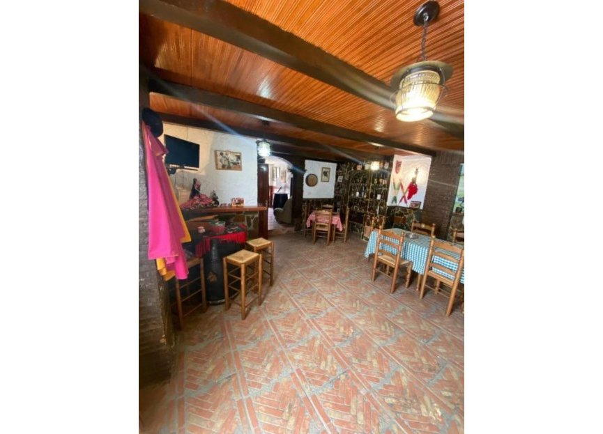 Resale - House - Semi-Detached House - Marbella - Marbella Centro