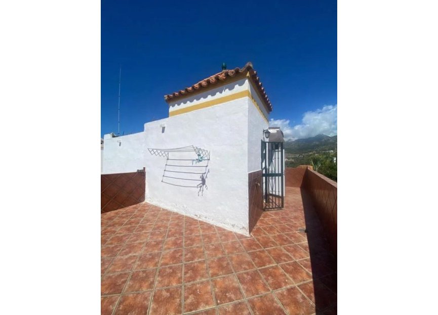 Resale - House - Semi-Detached House - Marbella - Marbella Centro
