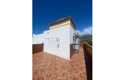 Resale - House - Semi-Detached House - Marbella - Marbella Centro
