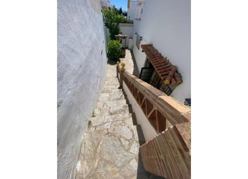 Resale - House - Semi-Detached House - Marbella - Marbella Centro