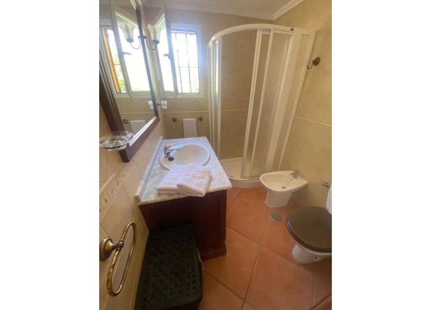 Resale - House - Semi-Detached House - Marbella - Marbella Centro