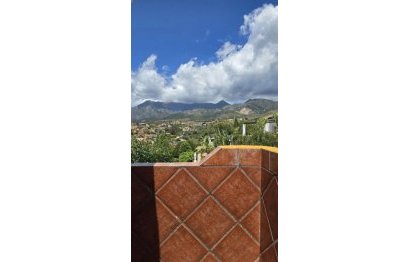 Resale - House - Semi-Detached House - Marbella - Marbella Centro