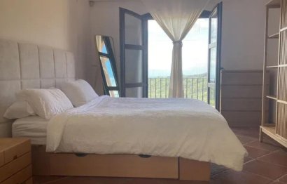 Resale - House - Townhouse - Benahavís - Benahavís Centro