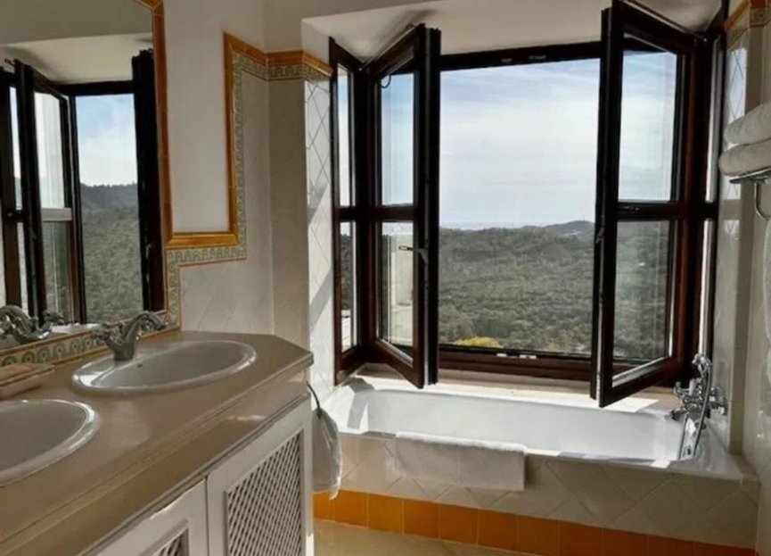 Resale - House - Townhouse - Benahavís - Benahavís Centro