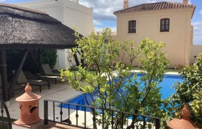 Resale - House - Townhouse - Benahavís - Benahavís Centro