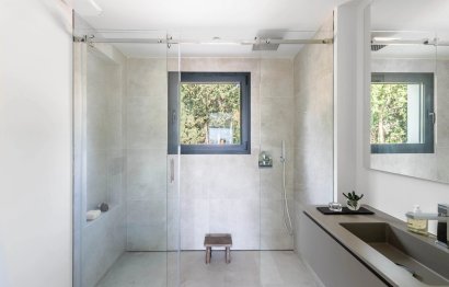 Resale - House - Detached Villa - Marbella - Nueva Andalucia