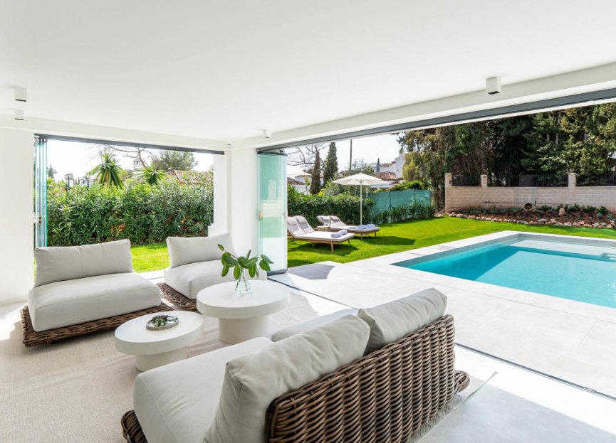 Resale - House - Detached Villa - Marbella - Nueva Andalucia