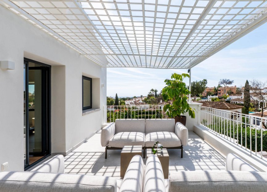 Resale - House - Detached Villa - Marbella - Nueva Andalucia