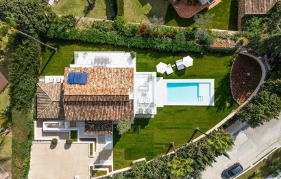 Resale - House - Detached Villa - Marbella - Nueva Andalucia
