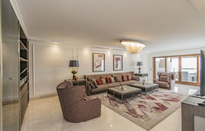 Resale - Apartment - Penthouse - Estepona - Estepona Centro