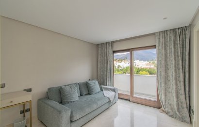 Resale - Apartment - Penthouse - Estepona - Estepona Centro