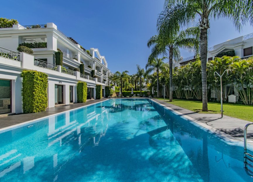 Resale - Apartment - Penthouse - Estepona - Estepona Centro