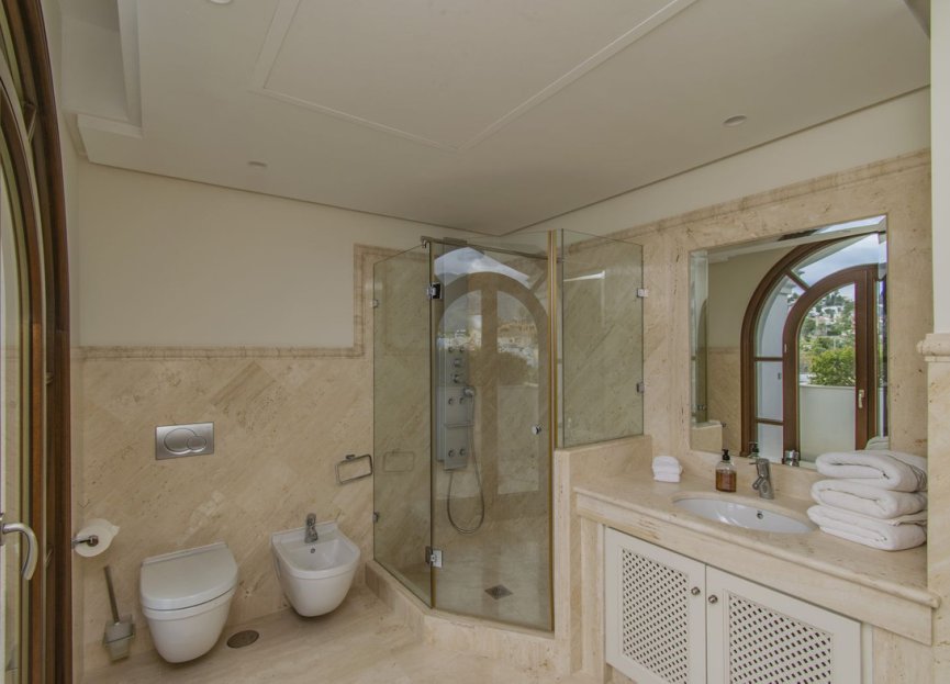 Resale - Apartment - Penthouse - Estepona - Estepona Centro