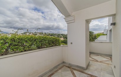Resale - Apartment - Penthouse - Estepona - Estepona Centro