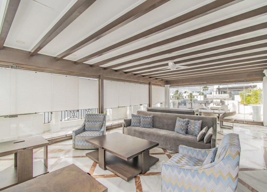 Resale - Apartment - Penthouse - Estepona - Estepona Centro